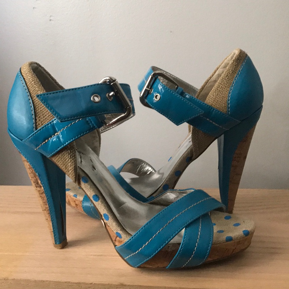 Turquoise & burlap & crock accent heels